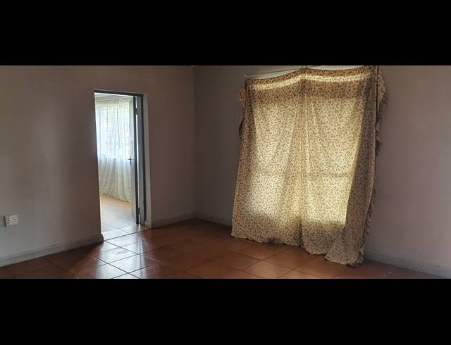 4 BEDROOM HOUSE FOR SALE IN HEIDELBERG INDUSTRIAL
